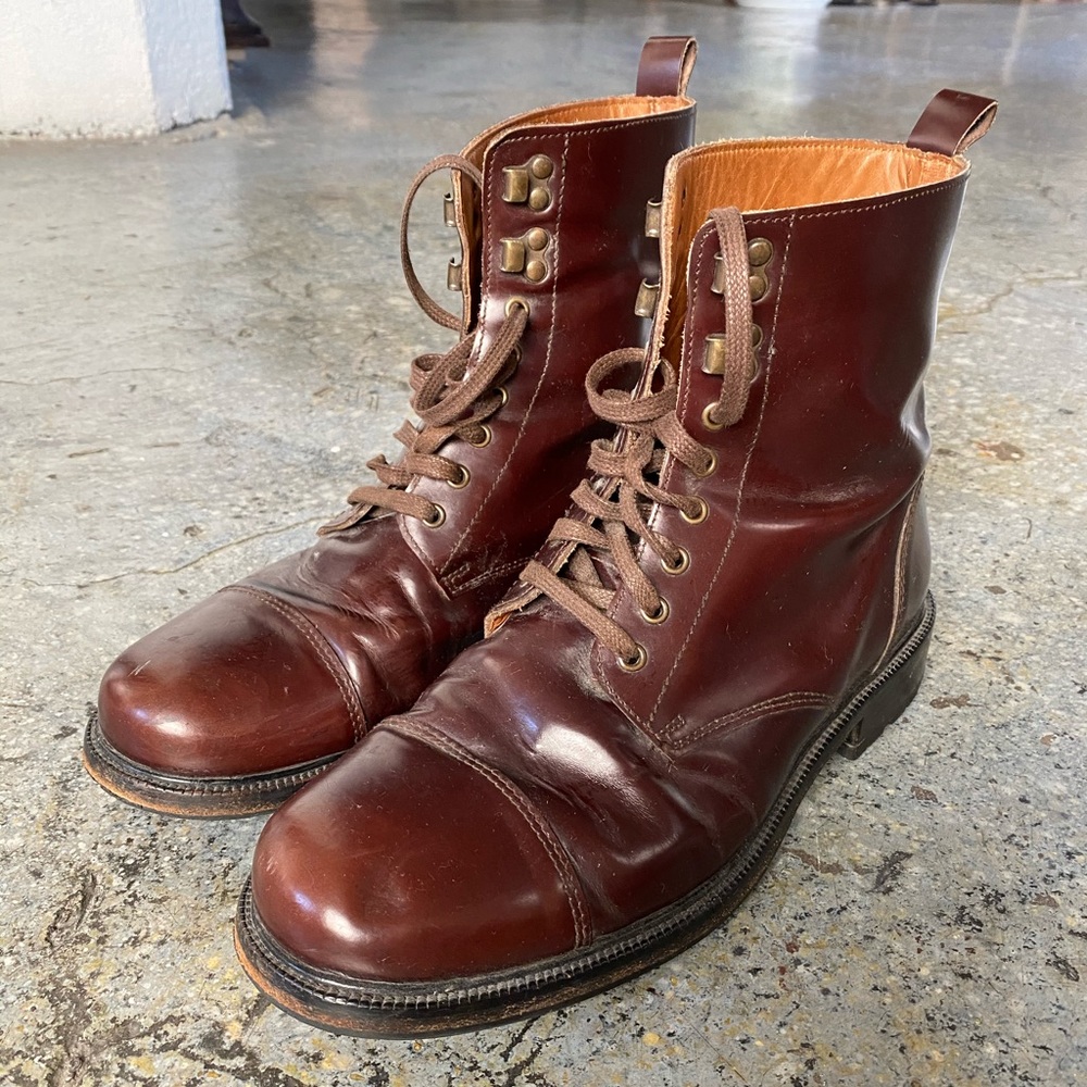 Almost new brown boots